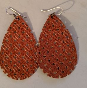 Nickel and Suede basket weave medium